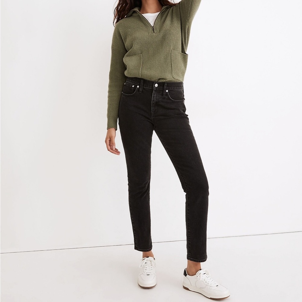 Madewell Tomboy Straight Jeans in Lunar Wash